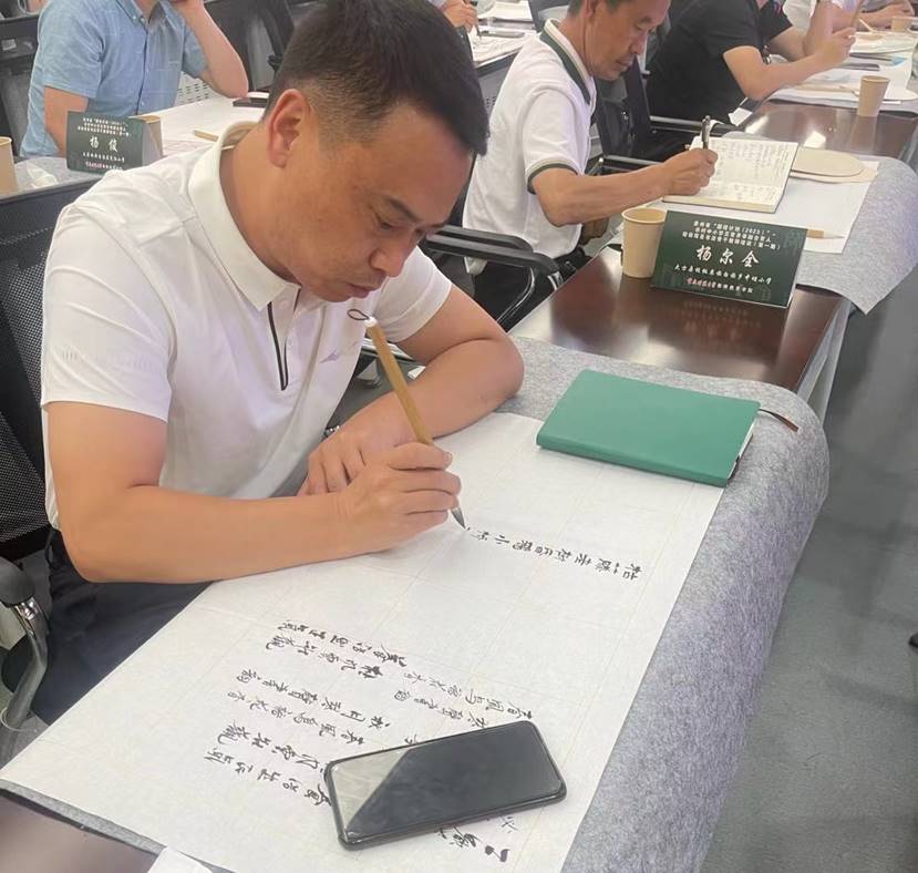 8f90248bed6fd5ee91ae8137d9d58e4